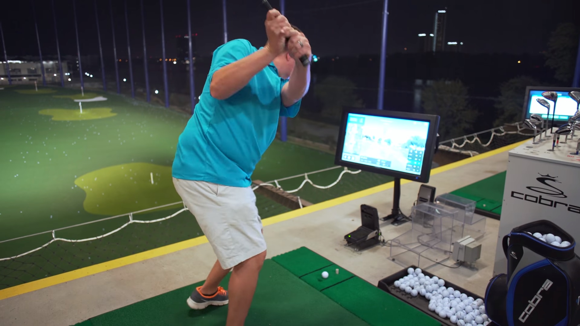 Ford Audio-Video Helps Golf Entertainment Space Tee Off, slide 2