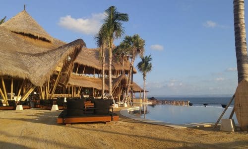 Daydream-Worthy Finn&#8217;s Beach Club Sounds Just as Warm as it Looks Thanks to Yamaha Multi-Zone Audio System