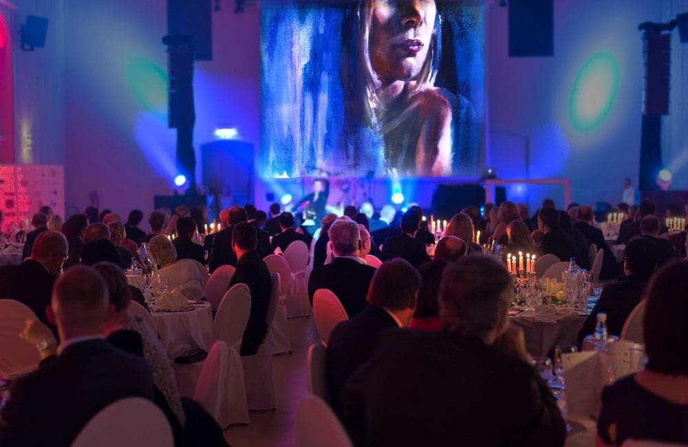 NanoLumens AWARE Partners With Loupe To Deliver Art Streaming Experience