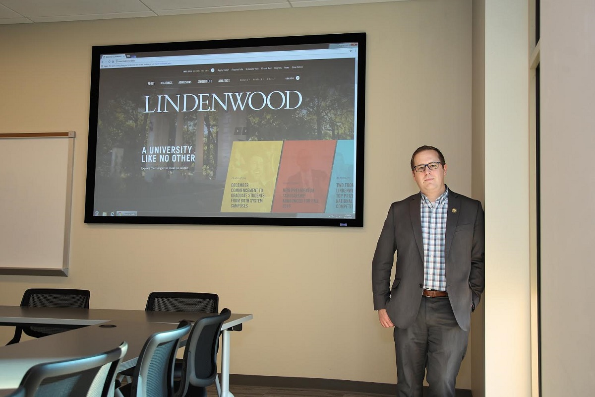 Parallax, Da-Lite, Lindenwood University, ALR Projection Screens