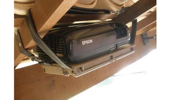 11 AV Fails Even MacGyver Couldn’t Fix, slide 4