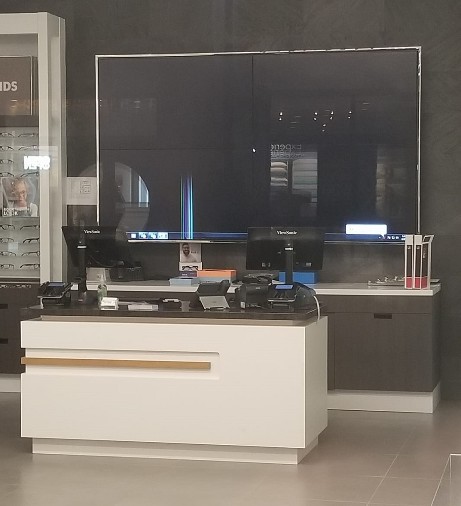 5 Ugly, Unprofessional Retail Technology AV Fails (and What They SHOULD Look Like), slide 4