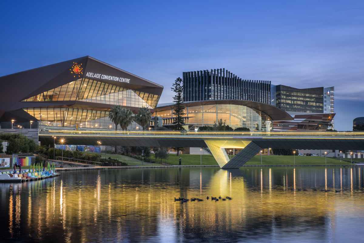 Adelaide Convention Centre, HD-SDI Signals, MediorNet, Artist digital matrix