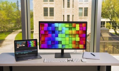 UltraFine IPS LED