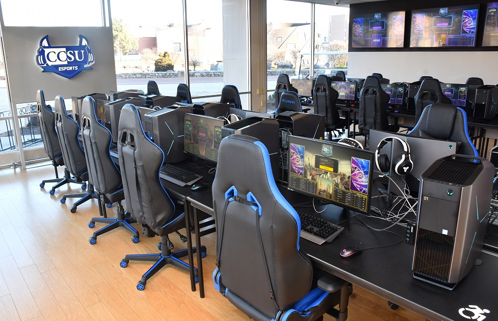 Crestron, DM NVX, university esports