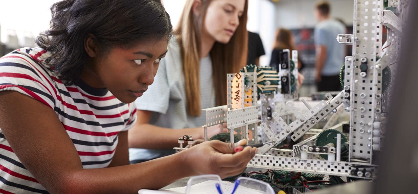 Women Advancing in STEM Industries But Gender Gaps Remain