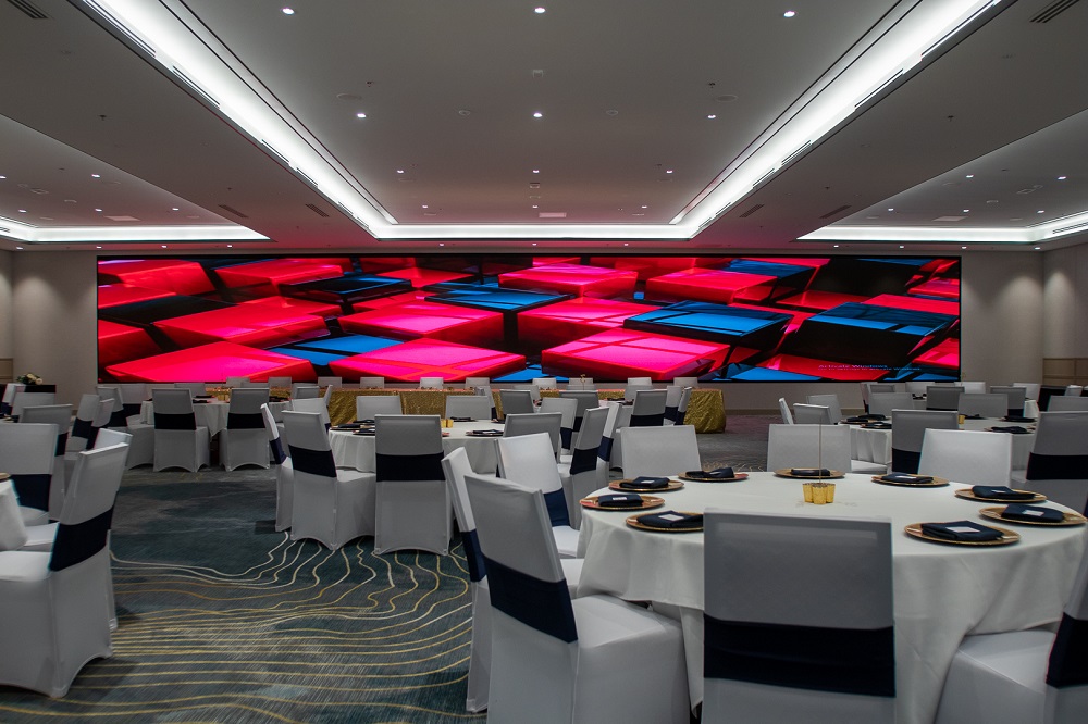 Peerless-AV Installs Largest Indoor dvLED Video Wall in Canada, slide 1