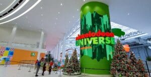 Circular wall with a Nickelodeon Universe display 