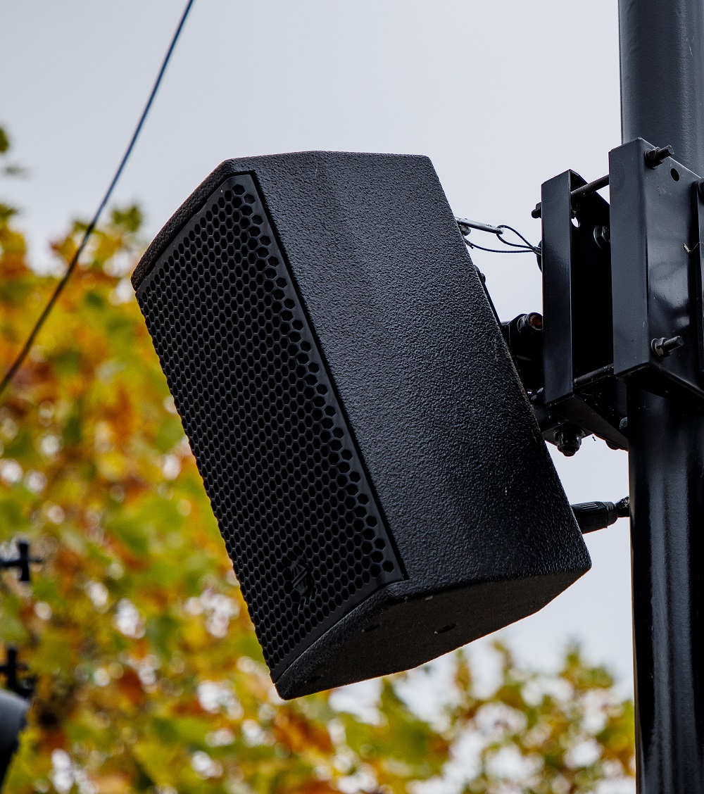 EM Acoustics’ R10 System Enhances LEGOLAND Windsor Resort’s Audio Experience, slide 0