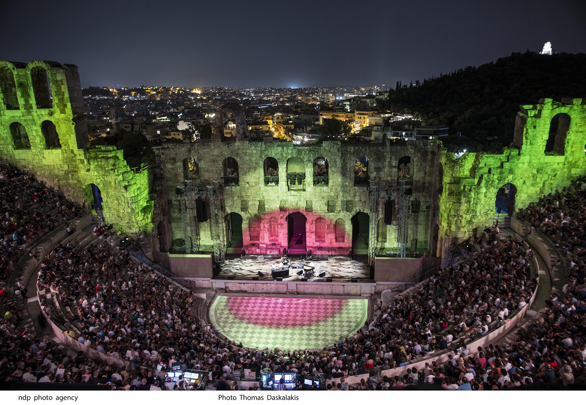 d&b Soundscape Under the Stars at Historic Amphitheater, slide 1