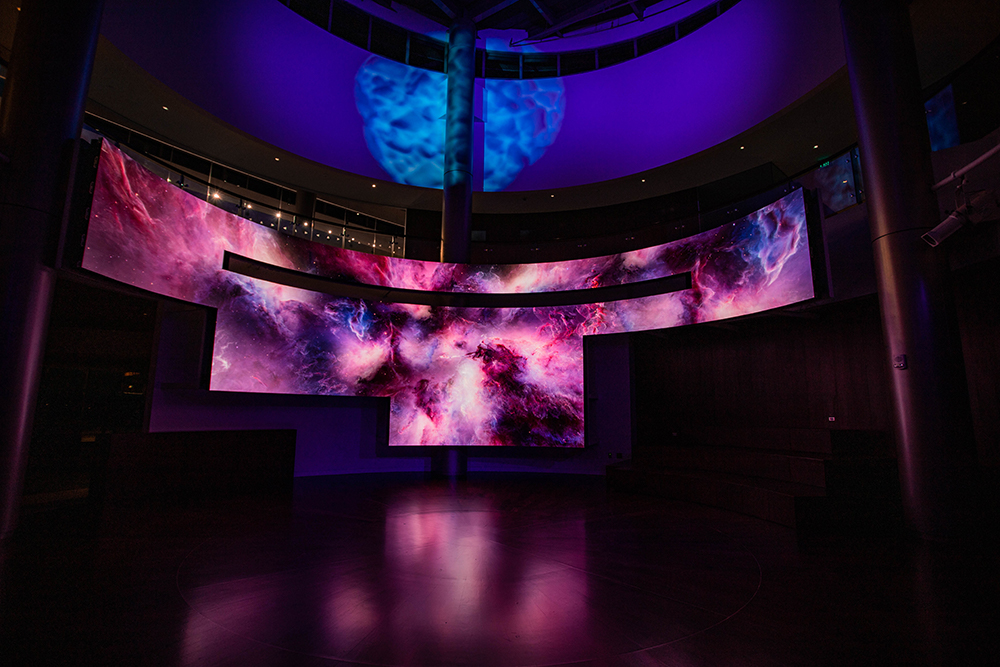 Ford AV, Peerless-AV Collaborate on 4,200 lbs Curved dvLED Video Wall System, slide 4