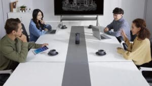 People sitting in a conference room using MAXHUB UC M40 camera