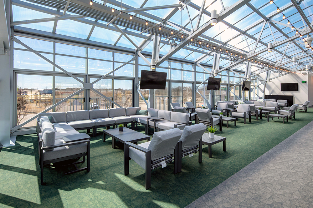 Horn Speakers Enhance 42,000-Square-Foot Waterpark with Background Music, slide 1