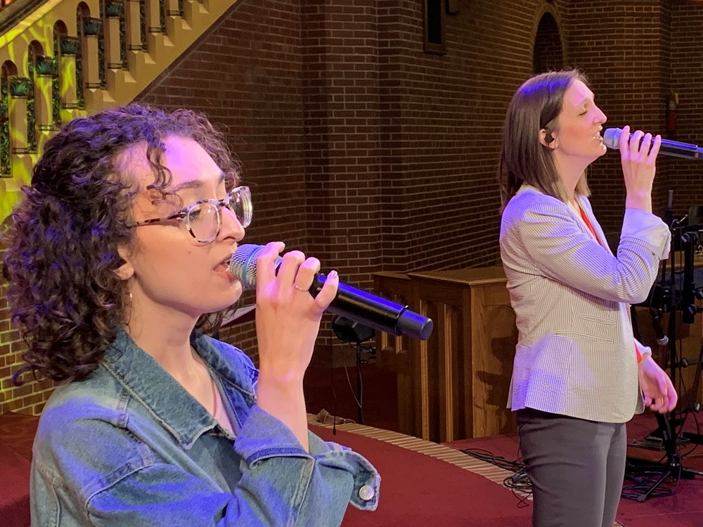 ASI Audio’s 3DME System Uplifts Moody Church’s Vocalists, slide 1