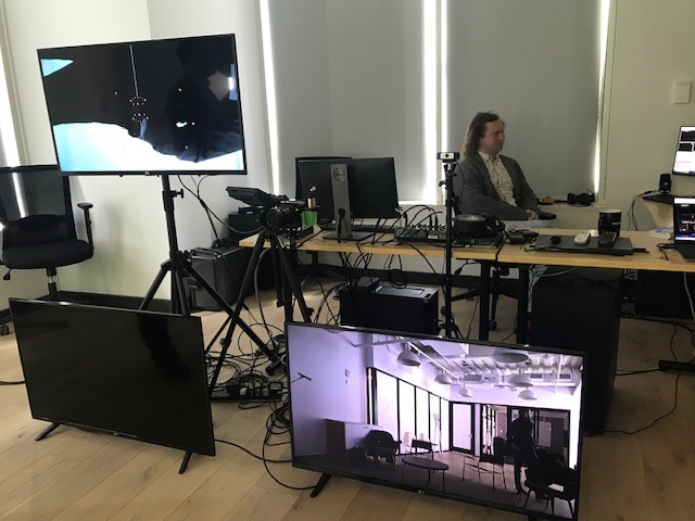 Why Integrators Should Consider Holographic Technology, slide 9
