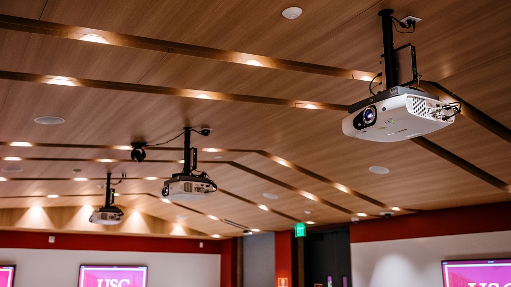 Spinitar Solutions Enable HyFlex and Hybrid Learning Spaces at USC, slide 2