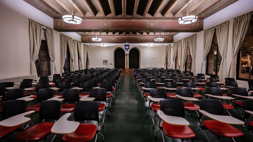 Spinitar Solutions Enable HyFlex and Hybrid Learning Spaces at USC, slide 5