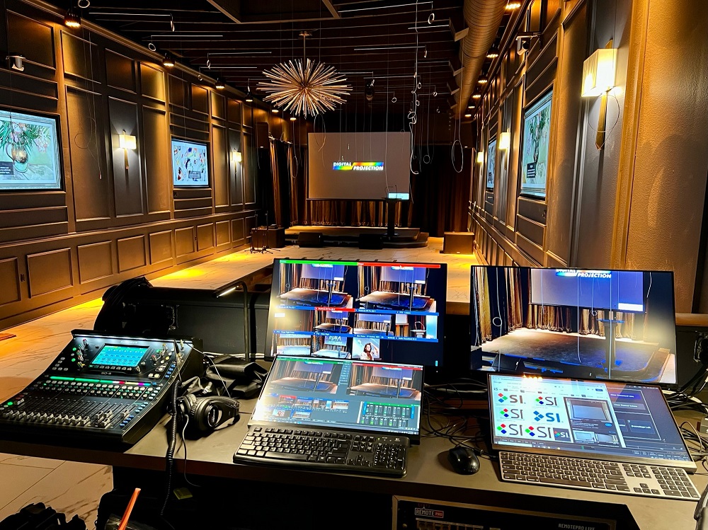 SI ALR Projector Screen Enhances Live Streaming Experience at Event Facility, slide 0