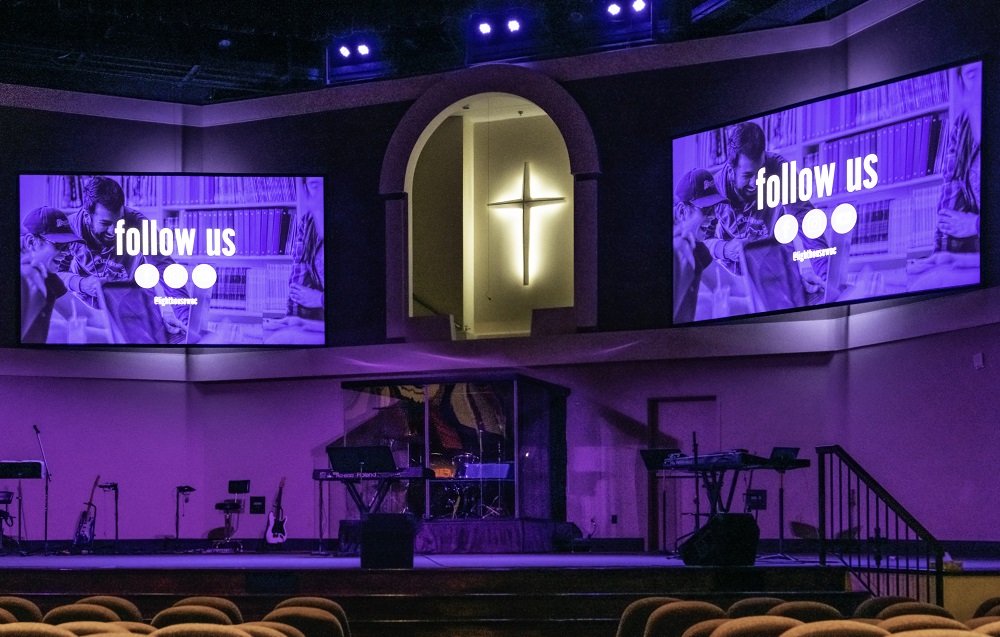 Digital Projection Shines at Lighthouse World Outreach Center, slide 4