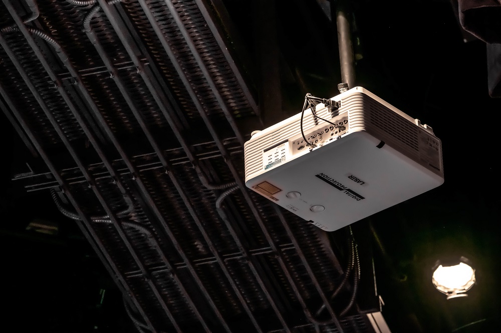 Digital Projection Shines at Lighthouse World Outreach Center, slide 5