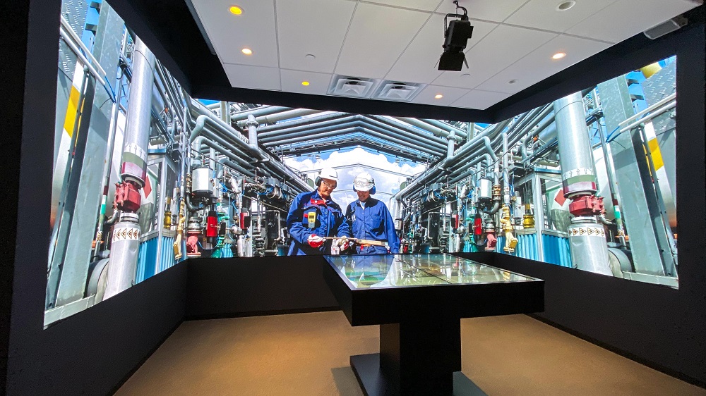 SNA Displays Provides Interactive Showcases for Emerson Automation Solutions Facility, slide 0