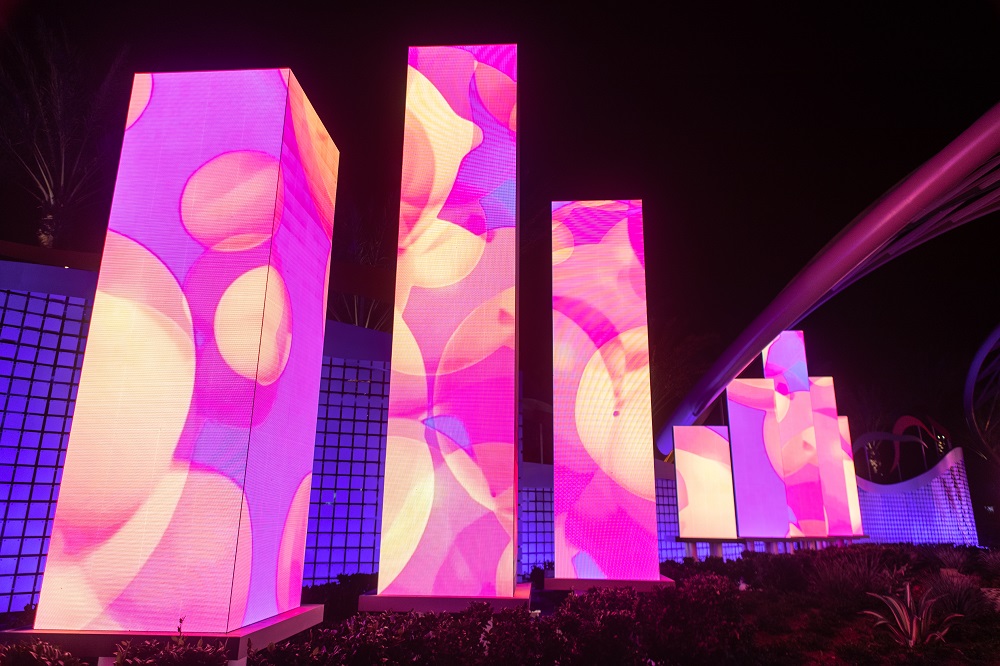 Planar LED Columns Create Stunning Visual Spectacle for Morongo Casino Resort & Spa, slide 0