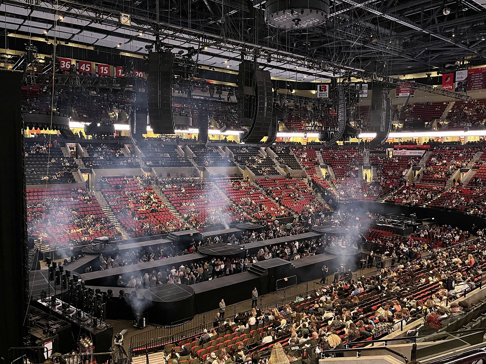 Post Malone Twelve Carat Tour Goes Loud with L-Acoustics, slide 0