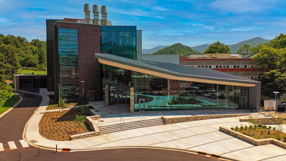 Exterior of WCU campus in broad daylight.