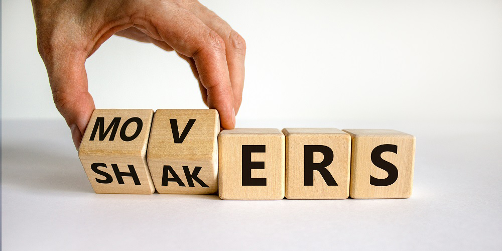 Hand turns cubes and changes shakers to movers.