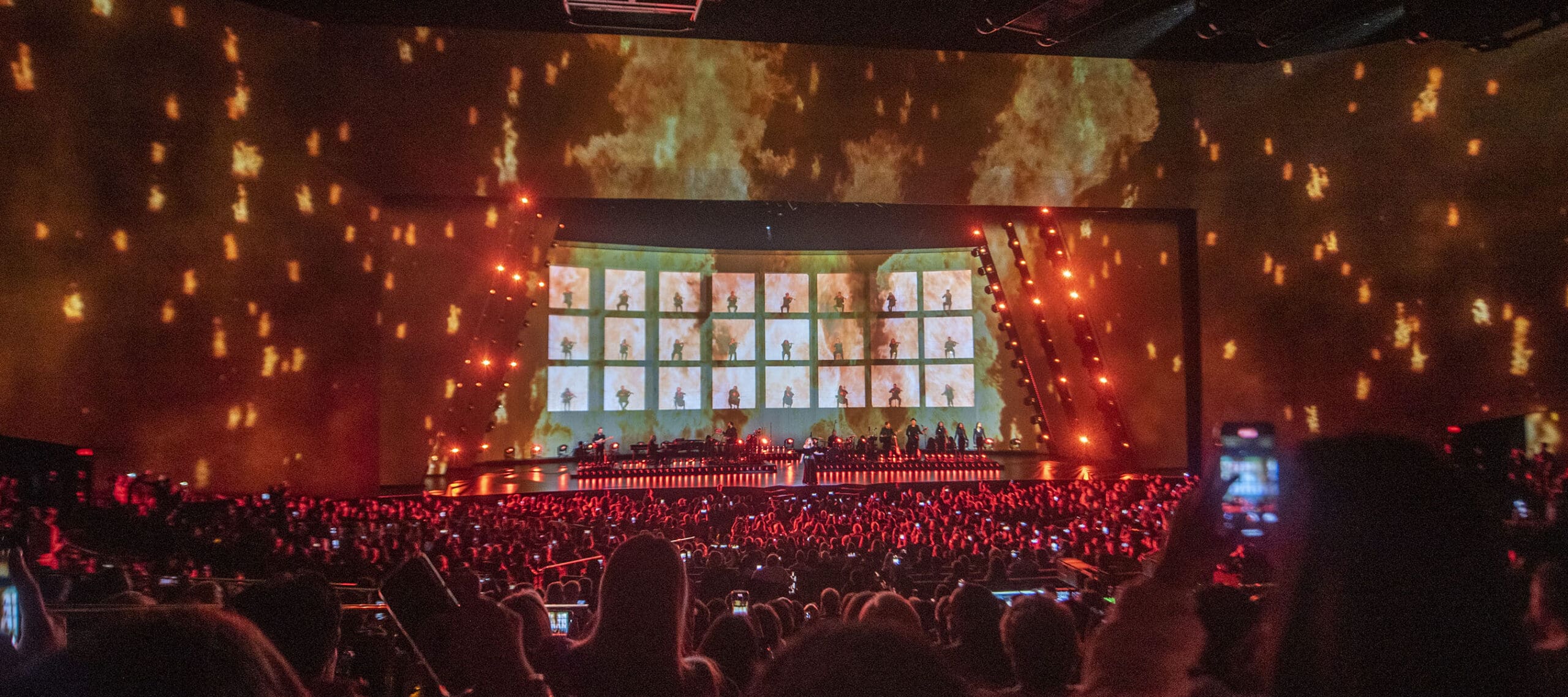 L-Acoustics L-ISA Mesmerizes at Weekends With Adele, slide 0