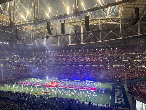 Rihanna Flies High at Halftime Show with L-Acoustics, slide 0