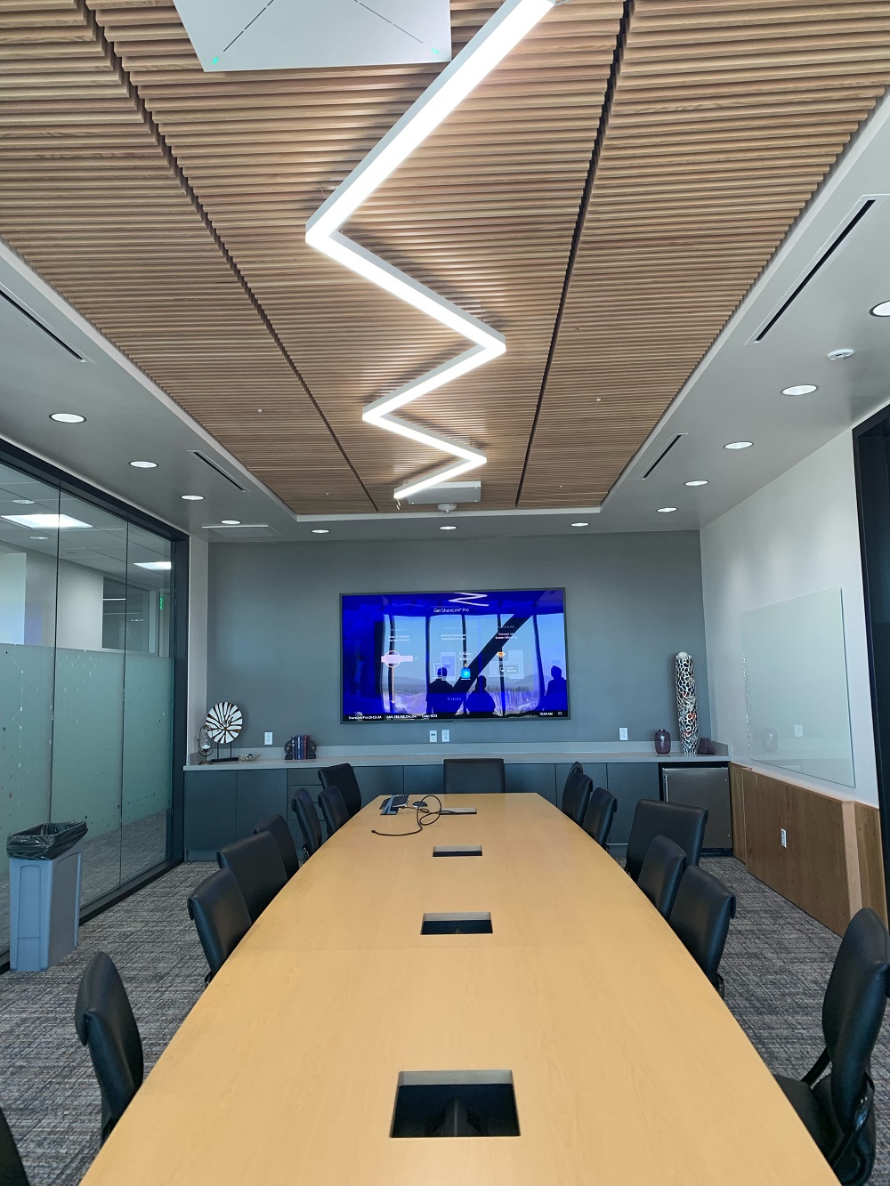 Large-Format Displays Present a Lucrative Opportunity, slide 7