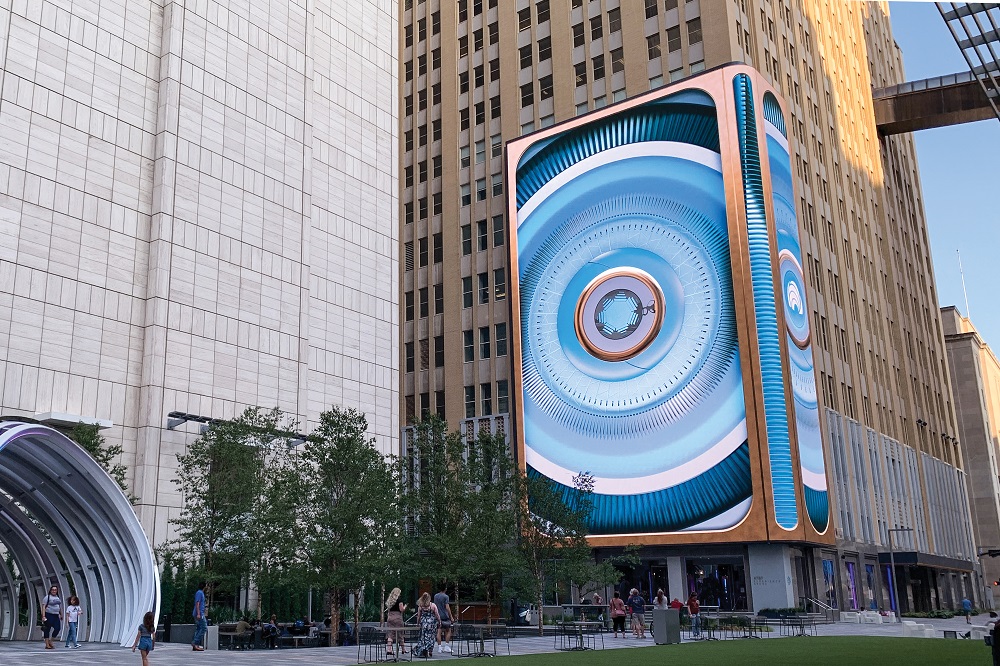 Large-Format Displays Present a Lucrative Opportunity, slide 11