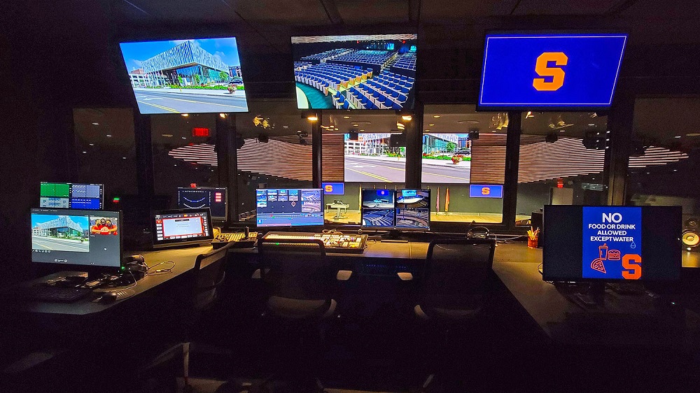Extron AV Control System Helps Syracuse University Auditorium Convert to Multifunctional Space, slide 1
