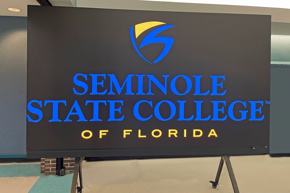 MAXHUB Raptor Series Displays at Seminole State College Florida