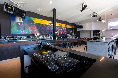 Pioneer PRO AUDIO XY Series Elevates Reforma Palm Springs, slide 6