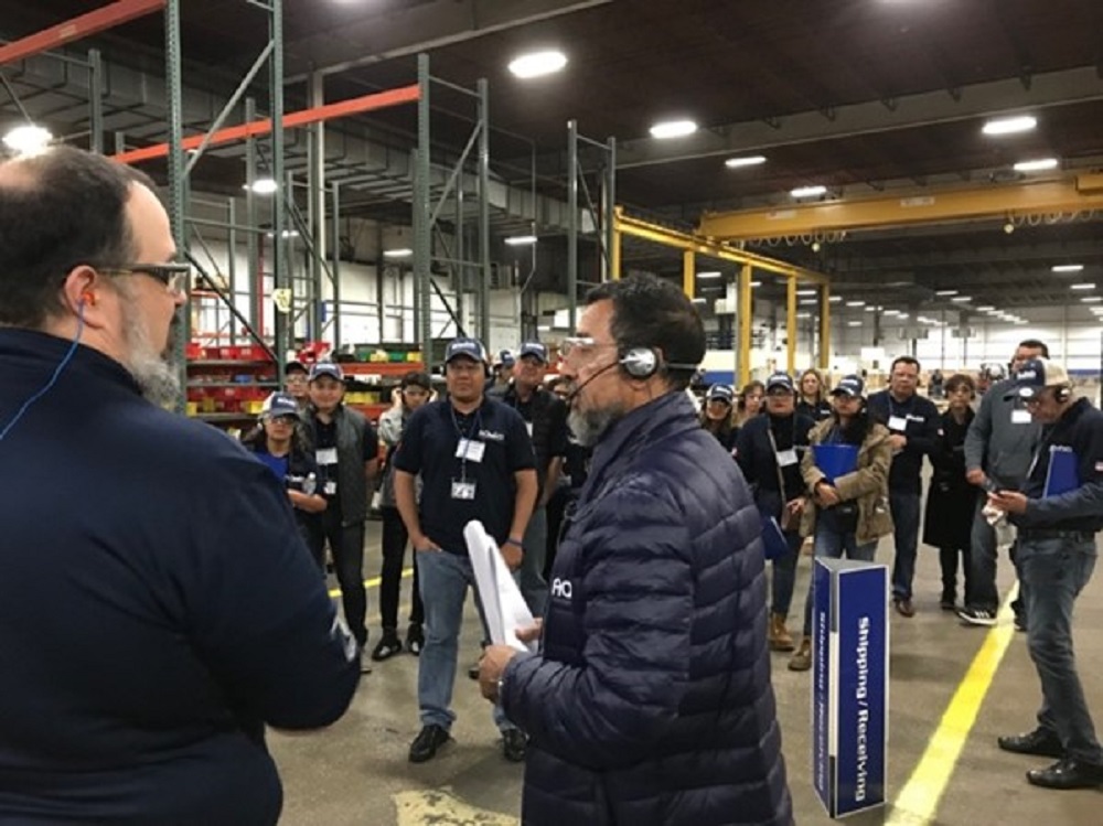 A manyfacturing plant tour at Siemens using PlantTours audio systems