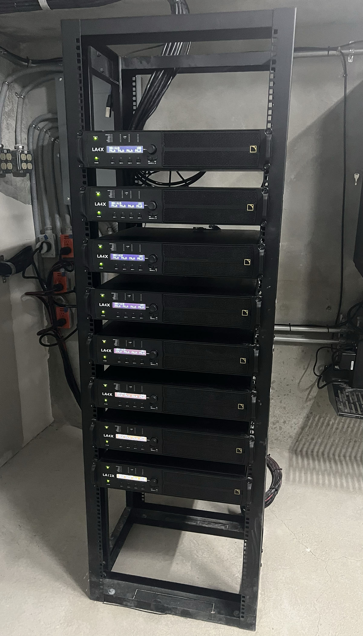 Fuente de Vida Shines With New L-Acoustics A10i Professional Audio System, slide 1