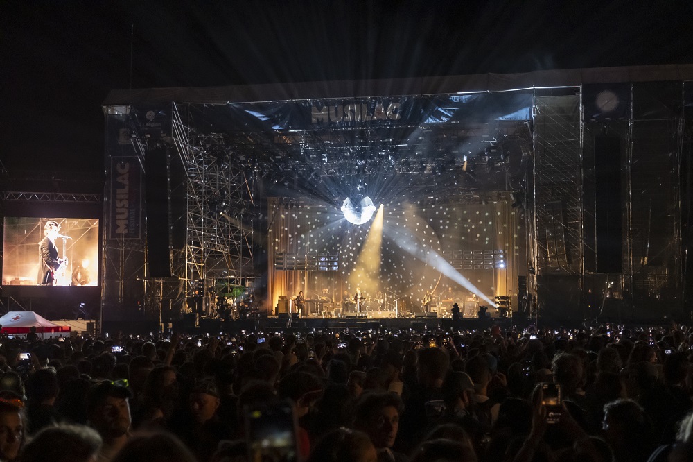 One of the two main stages at Musilac Festival, featuring a left right array of 14 L-Acoustics K1 with three K2