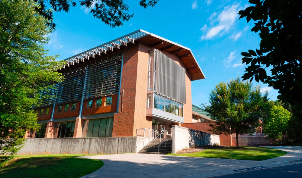 Chapel Hill Public Library exterior campus.