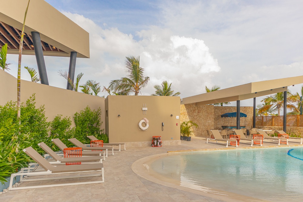 Hilton Garden Inn La Romana Hits a Home Run with AtlasIED Atmosphere, slide 3