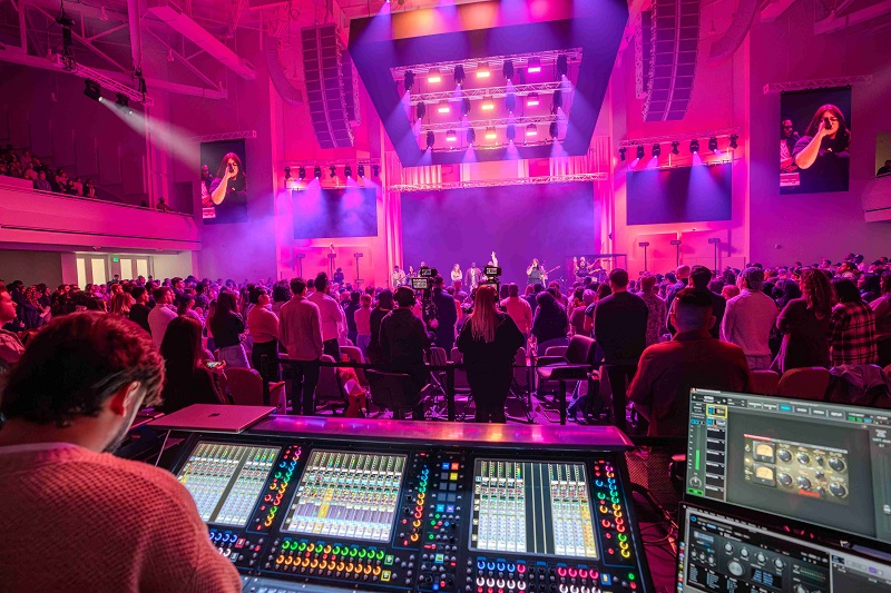Summit Integrated Systems Transforms Shoreline City Church with ROE Visual LED Displays, slide 8