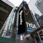 SNA Displays One Time Square Installation 2