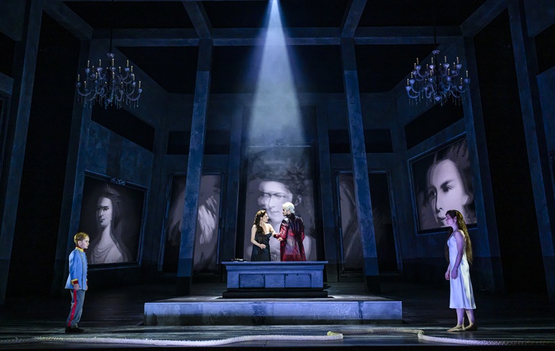 Elisabeth the Musical on stage.