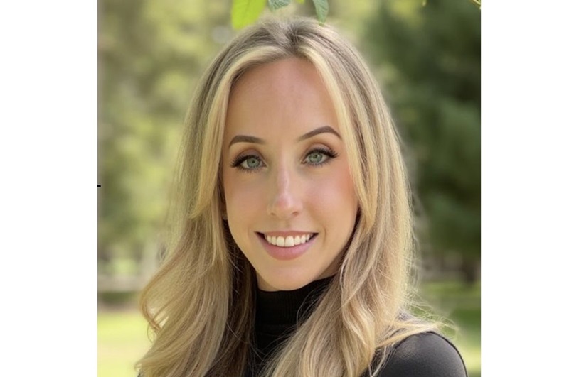 Jennifer Tunks headshot