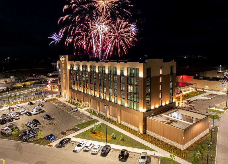 Hard Rock Hotel Casino Ottawa, Exterior Building at Night