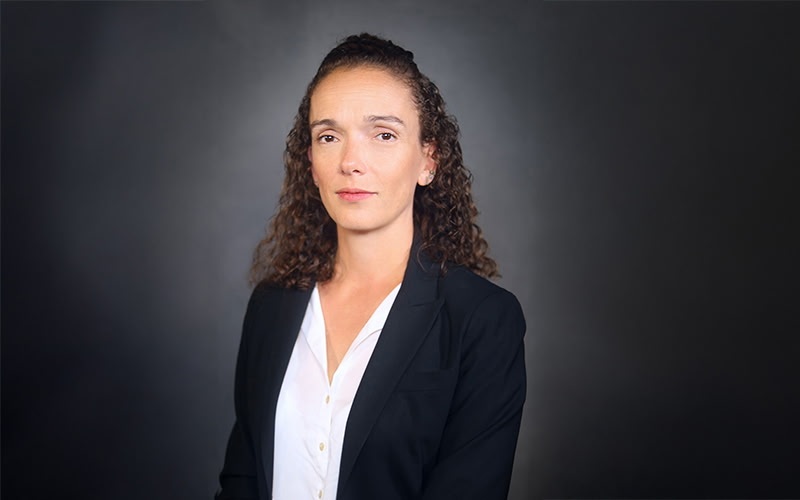 Rebecca Sullins headshot