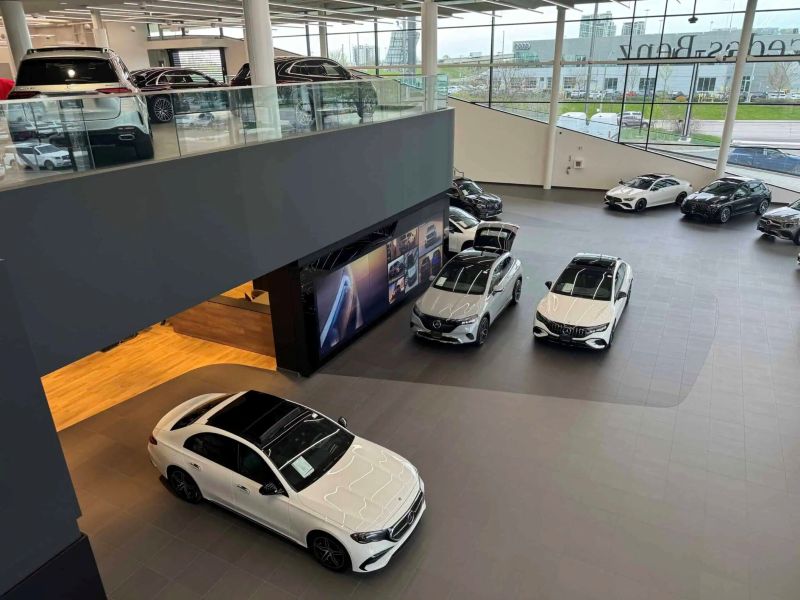 iGotcha Media Mercedes Benz Dealership Image 1_800px