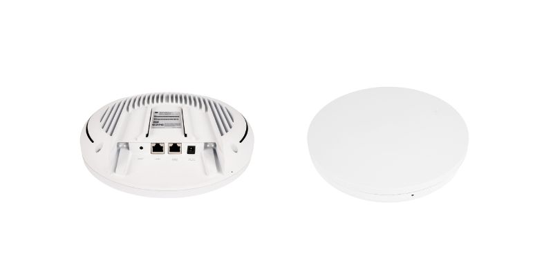 Araknis 830 Wi-Fi 7