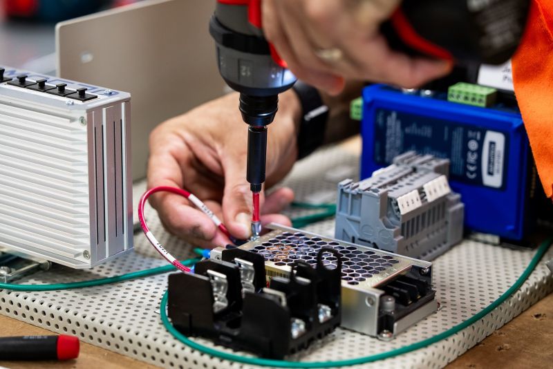 Wesco Opens First Technology Deployment Center to Preassemble AI-Ready Data Center Solutions 5